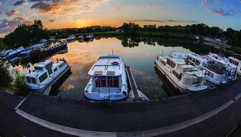 So wählen Sie das richtige Hausboot mieten .